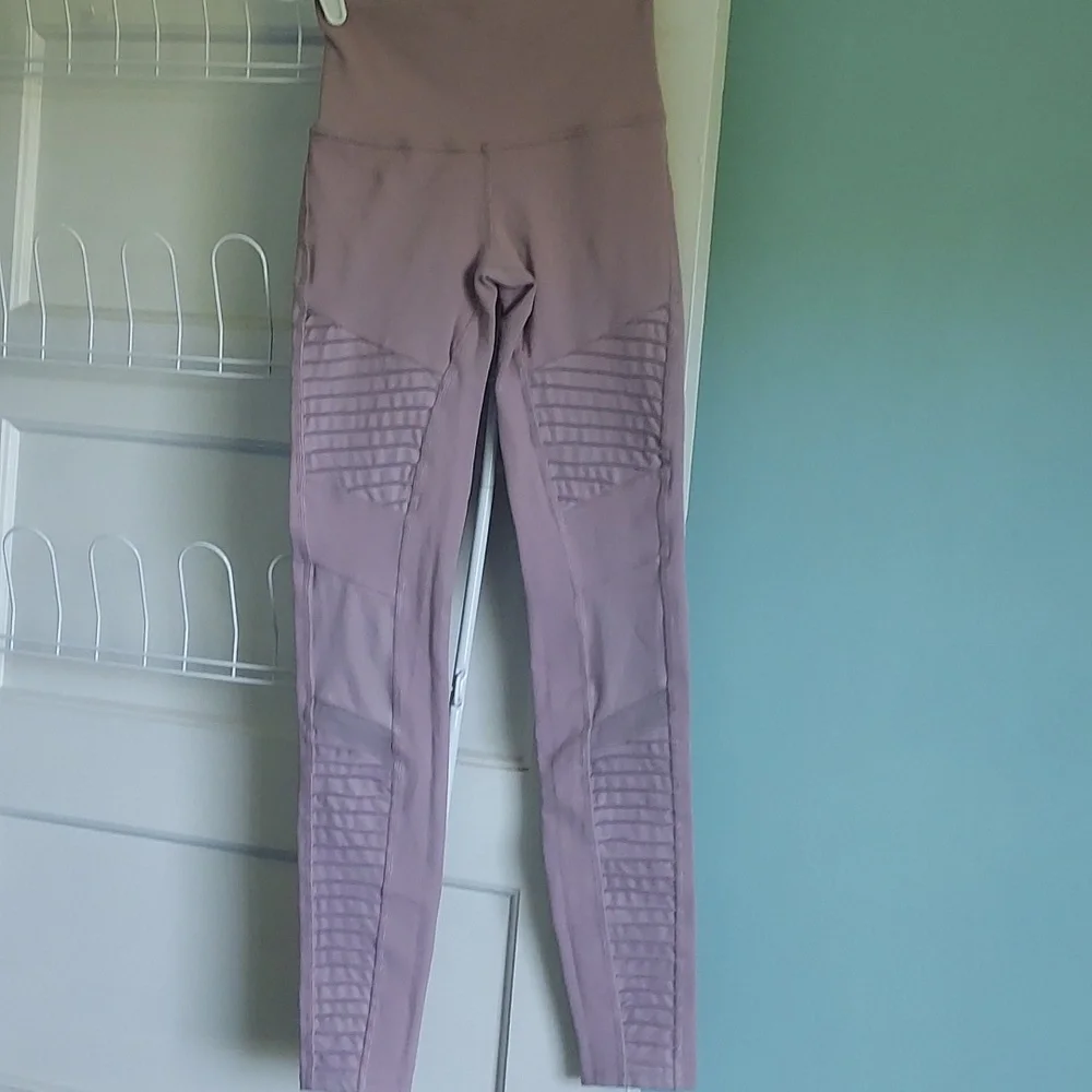 Alo Yoga High Waist Moto Leggings Light Purple 28